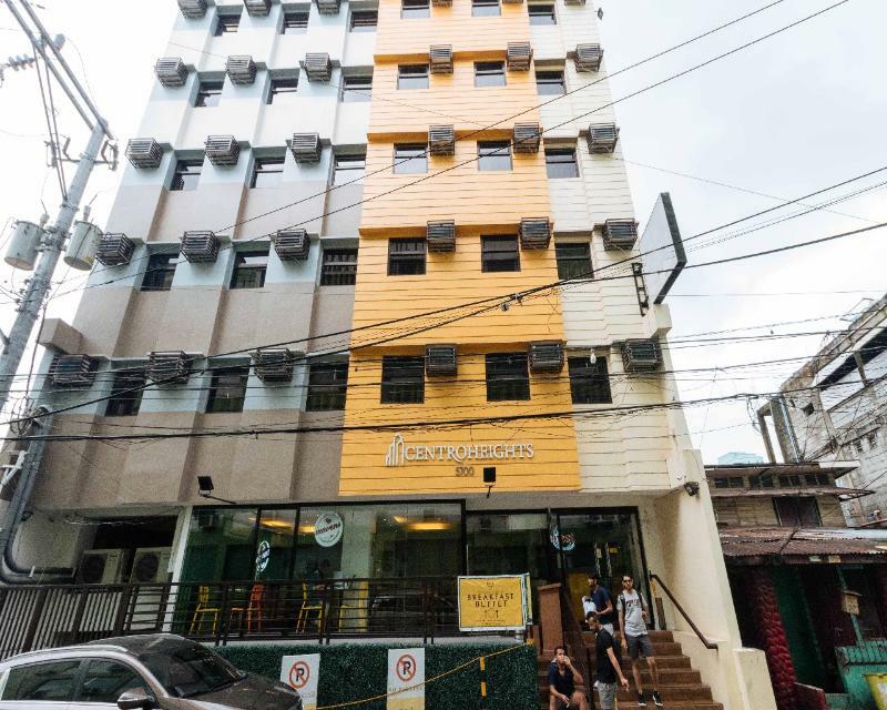 Reddoorz Plus @ Poblacion Makati Makati City Exterior foto